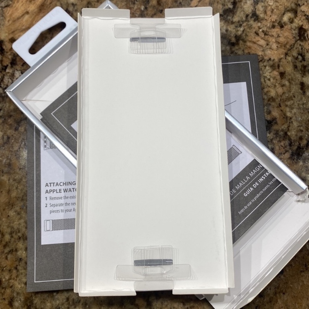 Magnetic Mesh Band, Silver, for Apple Watch by PLATINUM, in Box-NWT, Great Gift! - Picture 5 of 9